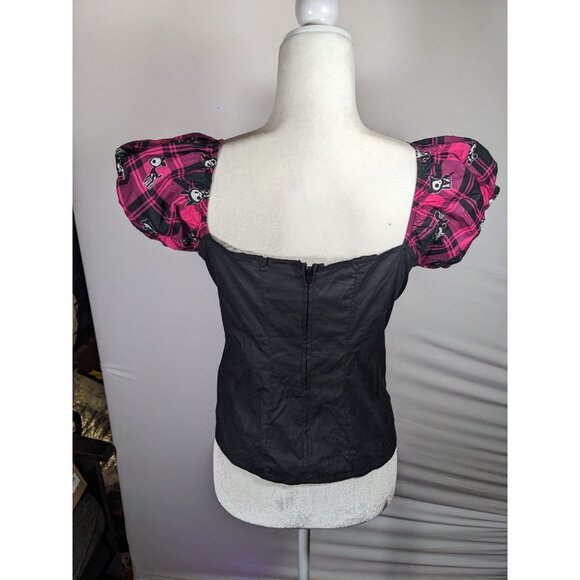 Skelanimals Gothic Laced Front Puff Sleeve Black And Magenta Top - Picture 6 of 7
